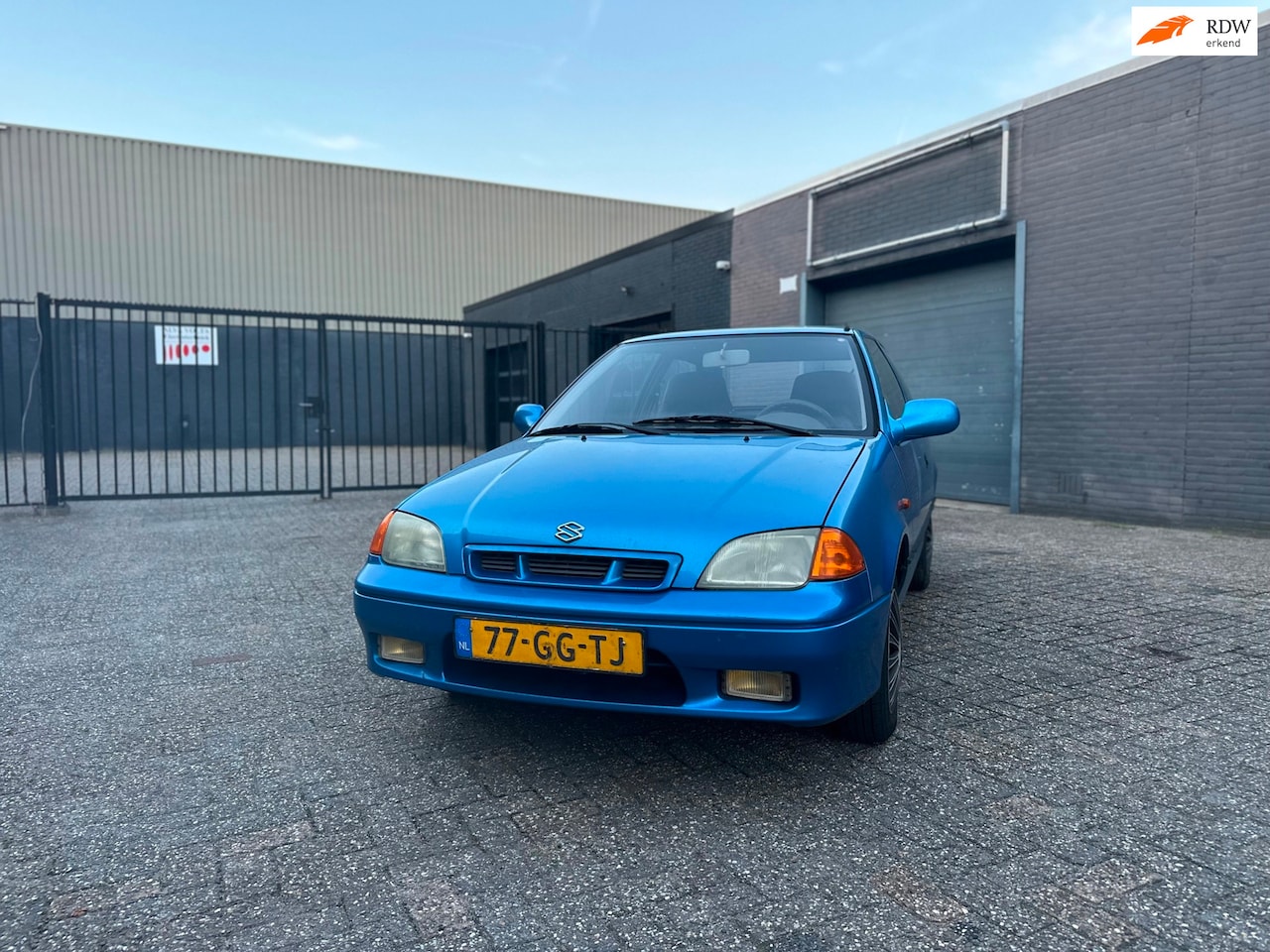 Suzuki Swift - 1.0 Sensation ABS Airbags ELek. Pakket Stuurbekrachtiging APK NAP. - AutoWereld.nl
