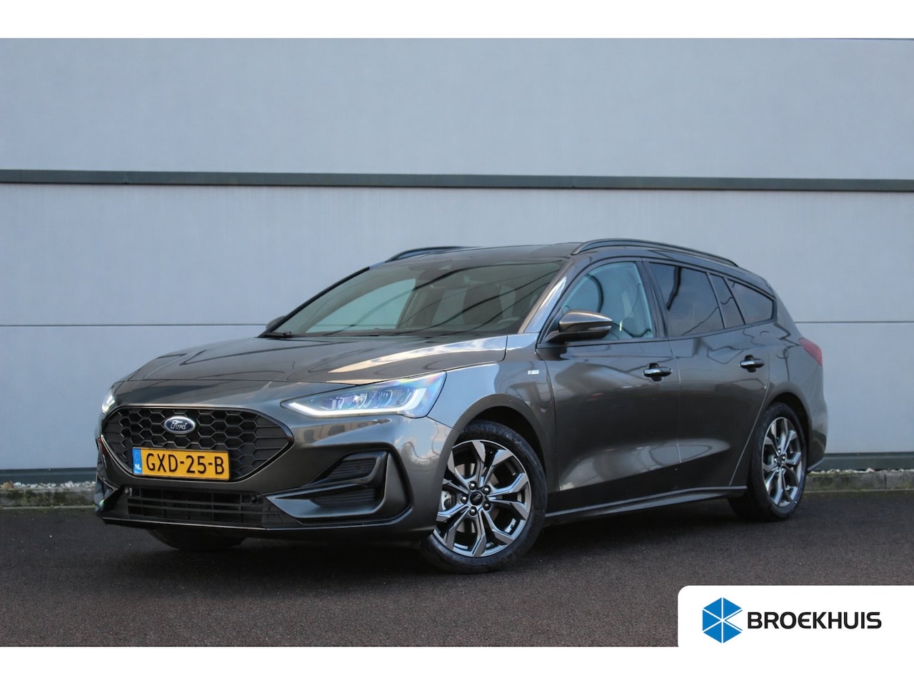 Ford Focus Wagon - 1.0 Hybrid ST Line 155 PK | 1500 KG Trekgew.| Winterpakket | Climate | Cruise | DAB | Keyl - AutoWereld.nl