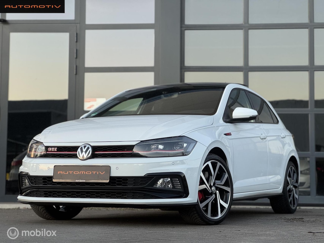 Volkswagen Polo - 2.0 TSI GTI PANO / VIRTUAL / ACC - AutoWereld.nl