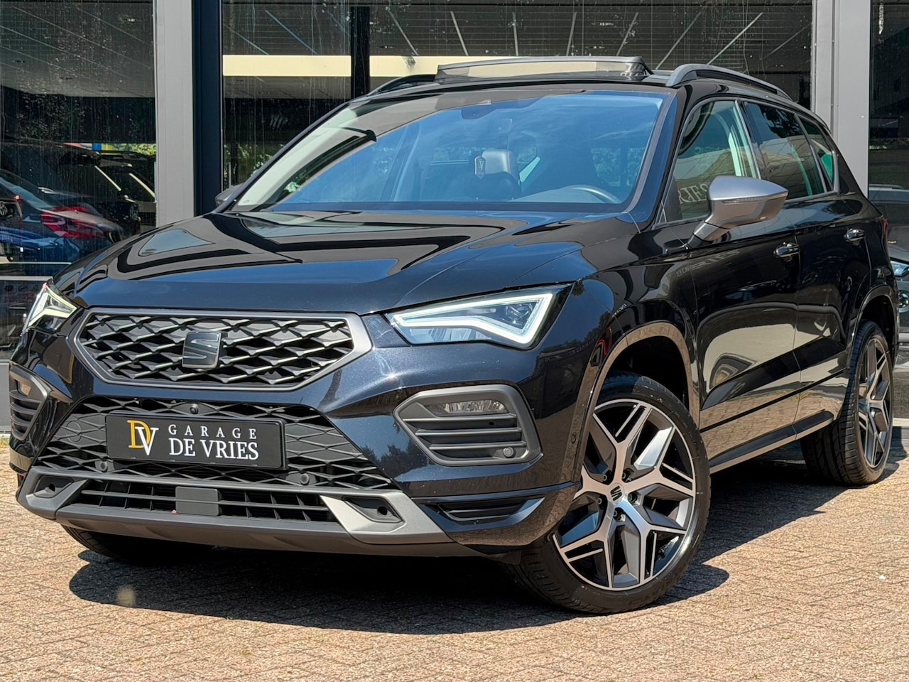 SEAT Ateca - 1.5 TSI FR DSG Panoramadak ACC Beats Travel Assist Winter Pack Garantie - AutoWereld.nl