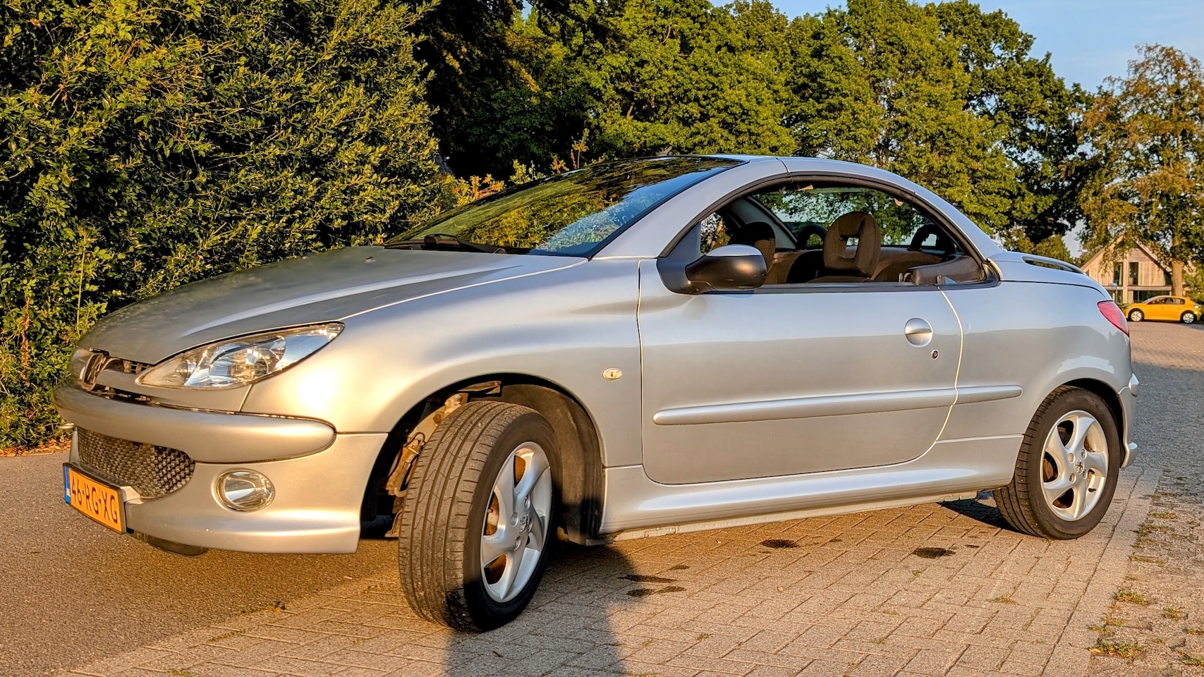 Peugeot 206 CC - 1.6-16V Quiksilver - AutoWereld.nl