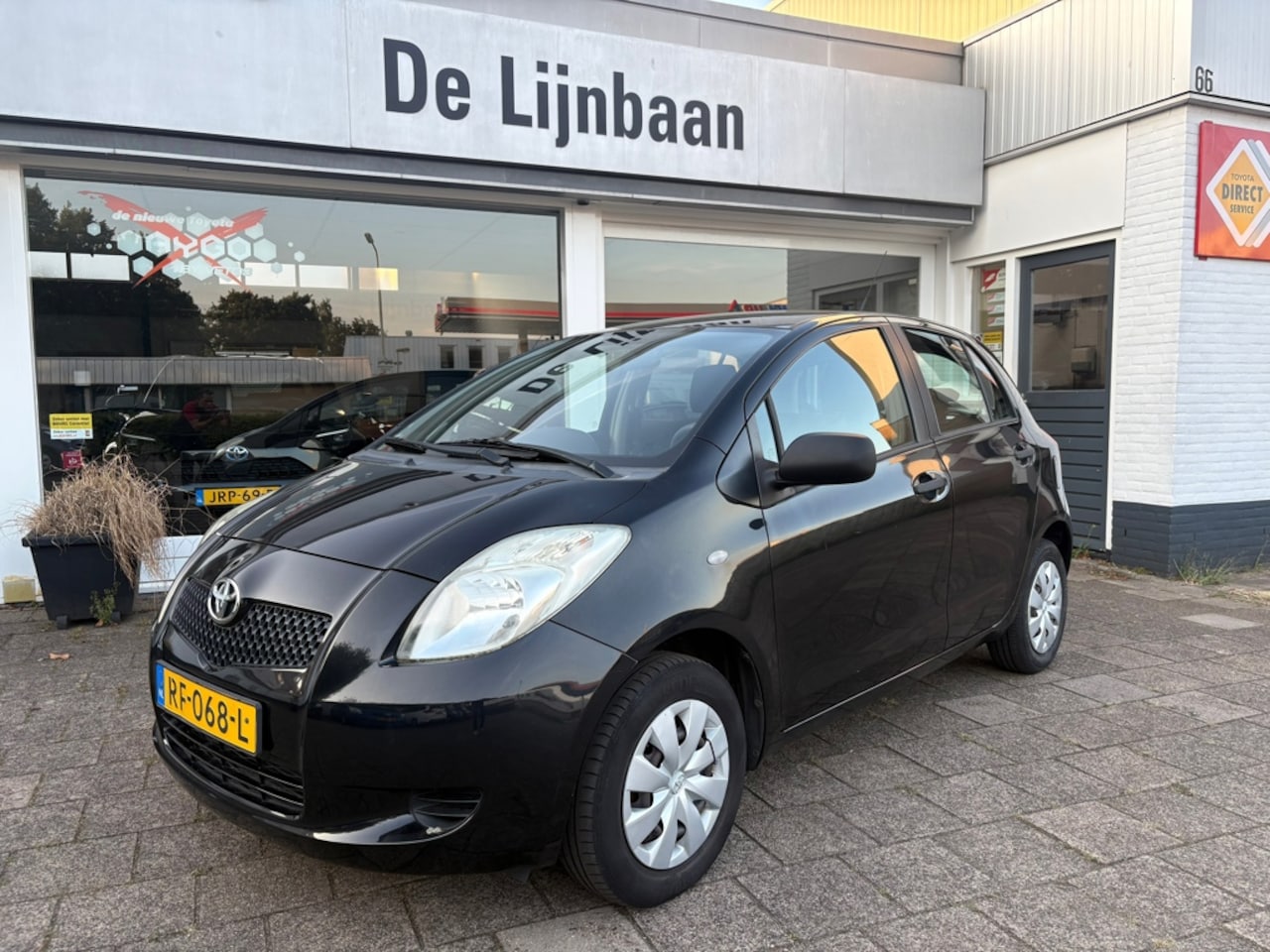 Toyota Yaris - 1.0 VVT-i 1.0 VVTi + - AutoWereld.nl
