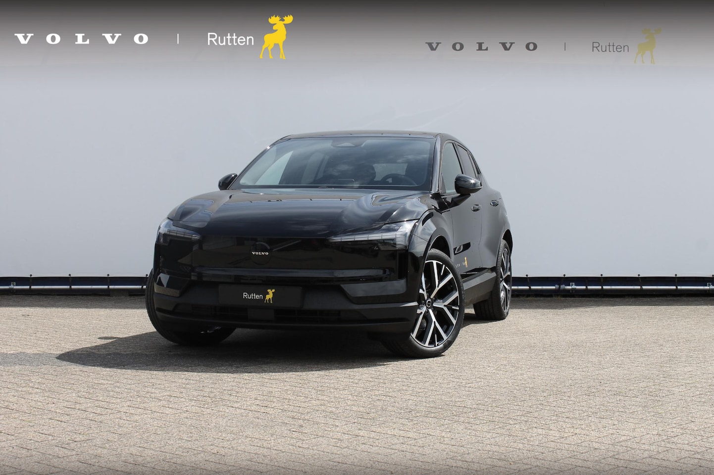 Volvo EX30 - Single Motor Ext Range Plus Black Ed Europa 69 kWh 20" Lichtmetalen velgen, Google Infotai - AutoWereld.nl