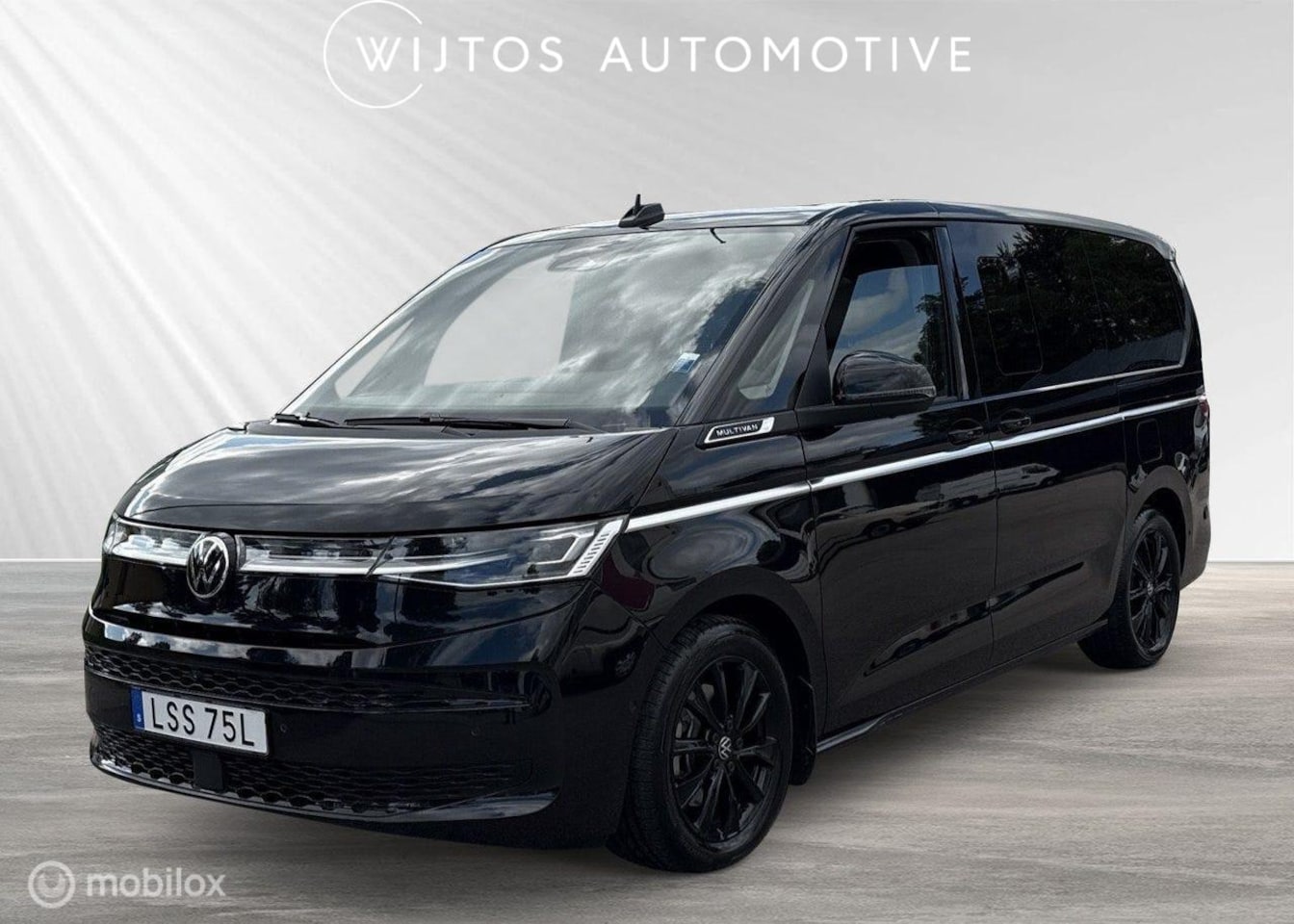 Volkswagen Multivan - 1.5 eHybrid L2 4M Good Night Package - AutoWereld.nl