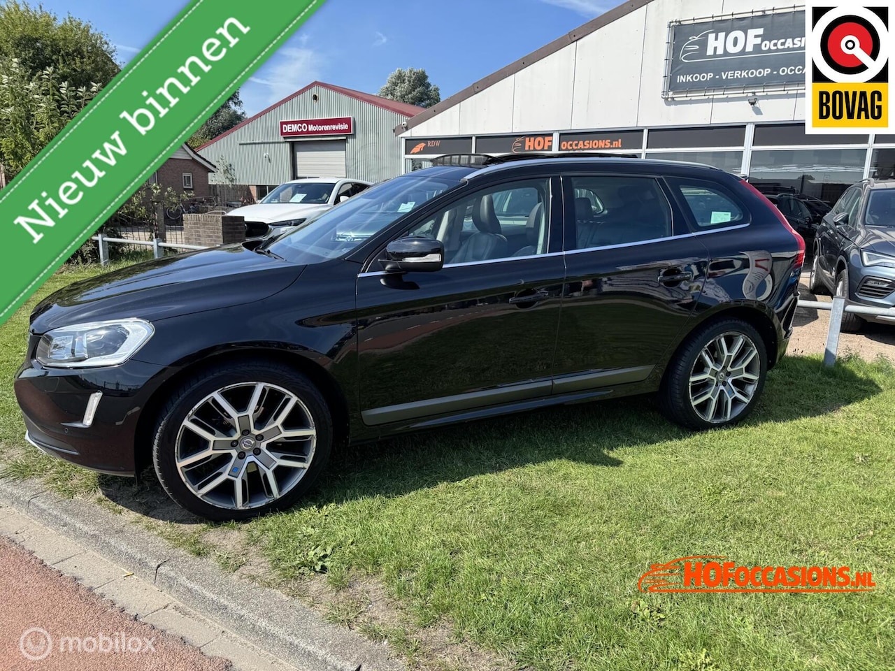 Volvo XC60 - 2.0 T5 AWD Inscription PANO/LEDER/21''/TREKHAAK - AutoWereld.nl