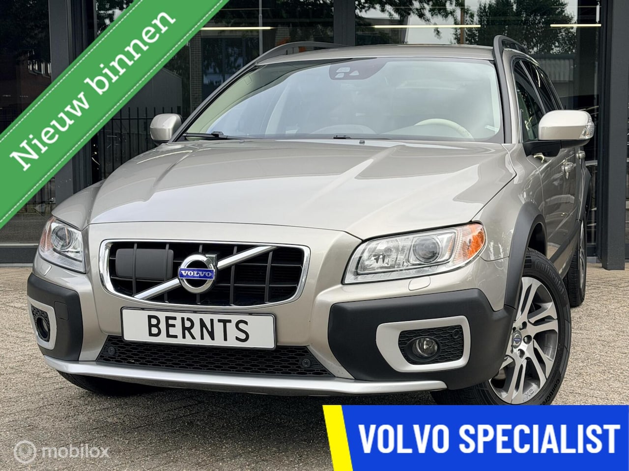 Volvo XC70 - 3.0 T6 |AdaptiveCruisecontrol|BLIS|Trekhaakafneembaar|Keyless|Navi|Bluetooth - AutoWereld.nl
