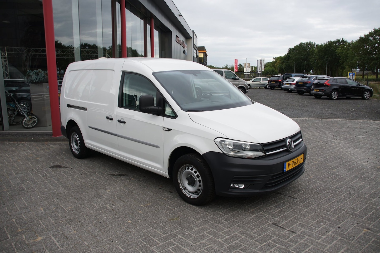Volkswagen Caddy Maxi - 2.0 TDI L2H1 BMT - AutoWereld.nl