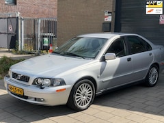 Volvo S40 - 2.0 Europa Automaat Clima Stoelverwarming cruise Control