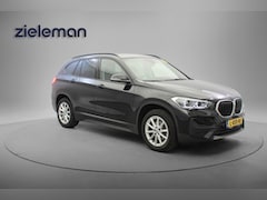 BMW X1 - SDrive18i Business Editon Plus - Panorama, Camera, Navi