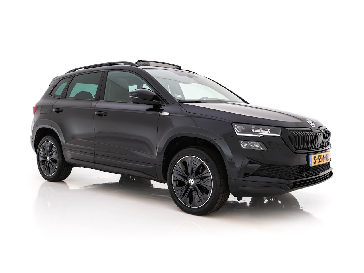 Skoda Karoq - 1.5 TSI ACT Sportline Business (INCL-BTW) Aut. *PANO | DIGI-COCKPIT | FULL-LED | ADAPTIVE- - AutoWereld.nl