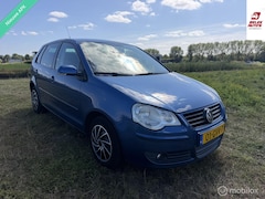 Volkswagen Polo - 1.4 16V Comfortline | Nieuwe APK | Airco | 2 sleutels