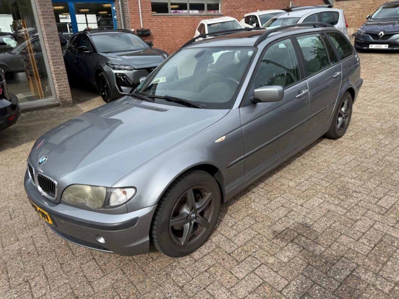 BMW 3-serie Touring - 316i 316i - AutoWereld.nl