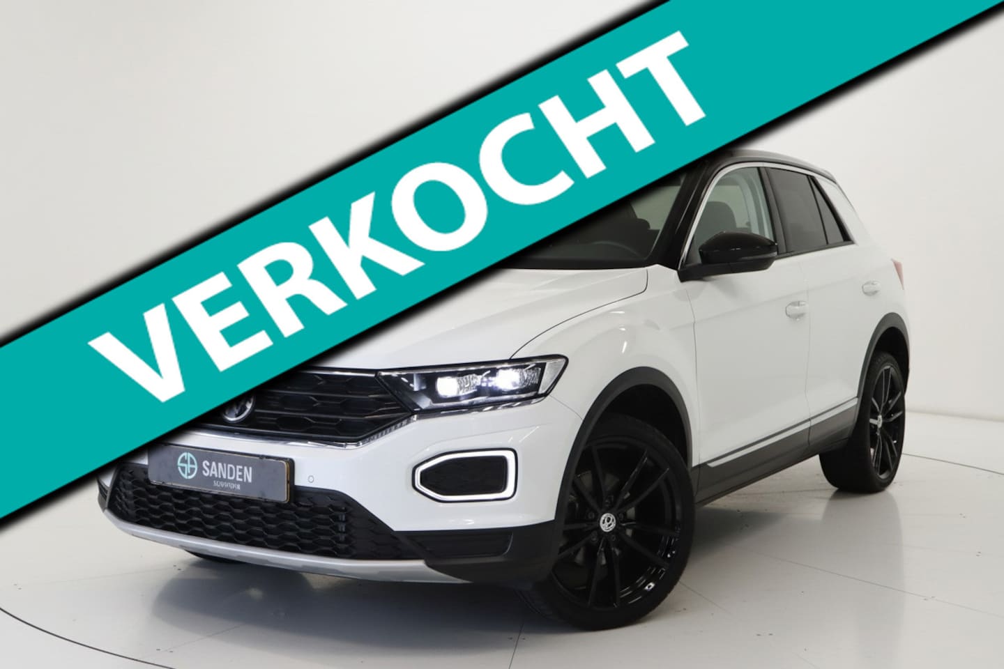 Volkswagen T-Roc - 1.0 TSI Style Business Sport|Navigatie|LED|Apple Carplay|Clima|Parkeersensoren|19inch - AutoWereld.nl