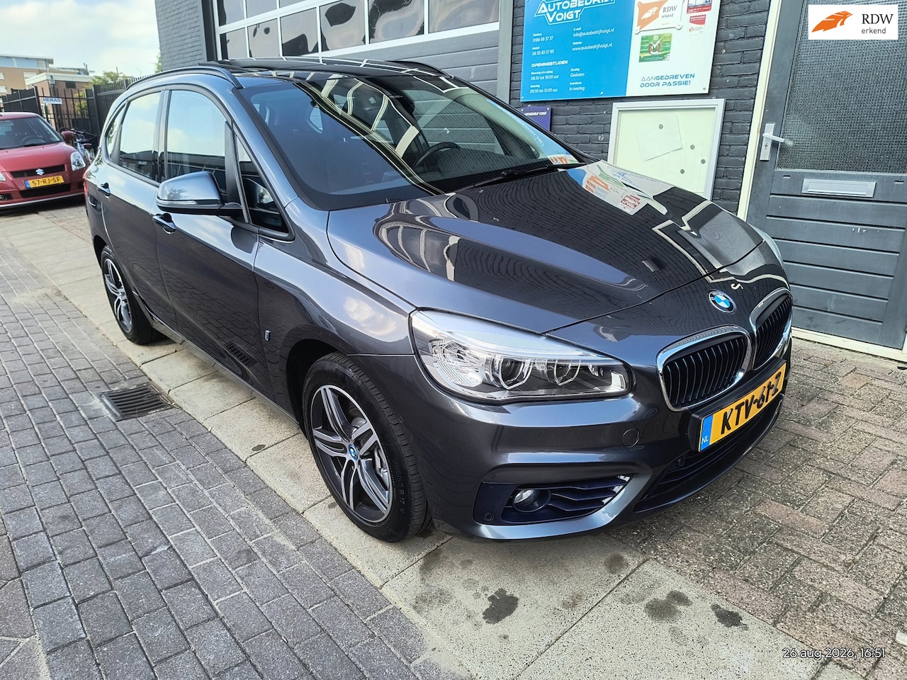 BMW 2-serie Active Tourer - 225xe iPerformance High Executive 225xe iPerformance High Executive - AutoWereld.nl