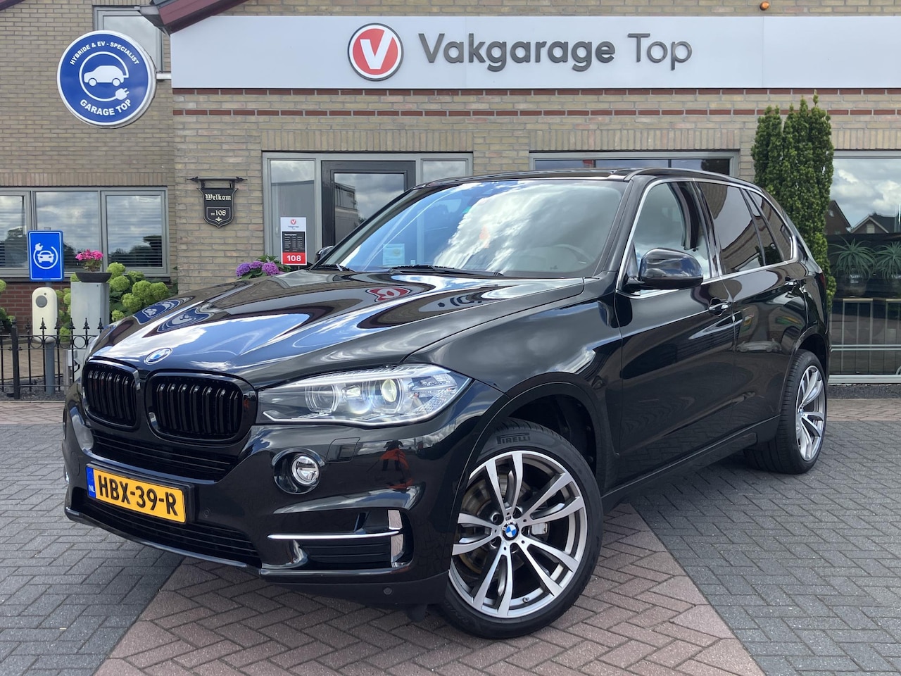 BMW X5 - xDrive35i High Executive 7p. | Pano | Leder | Motor gereviseerd - AutoWereld.nl