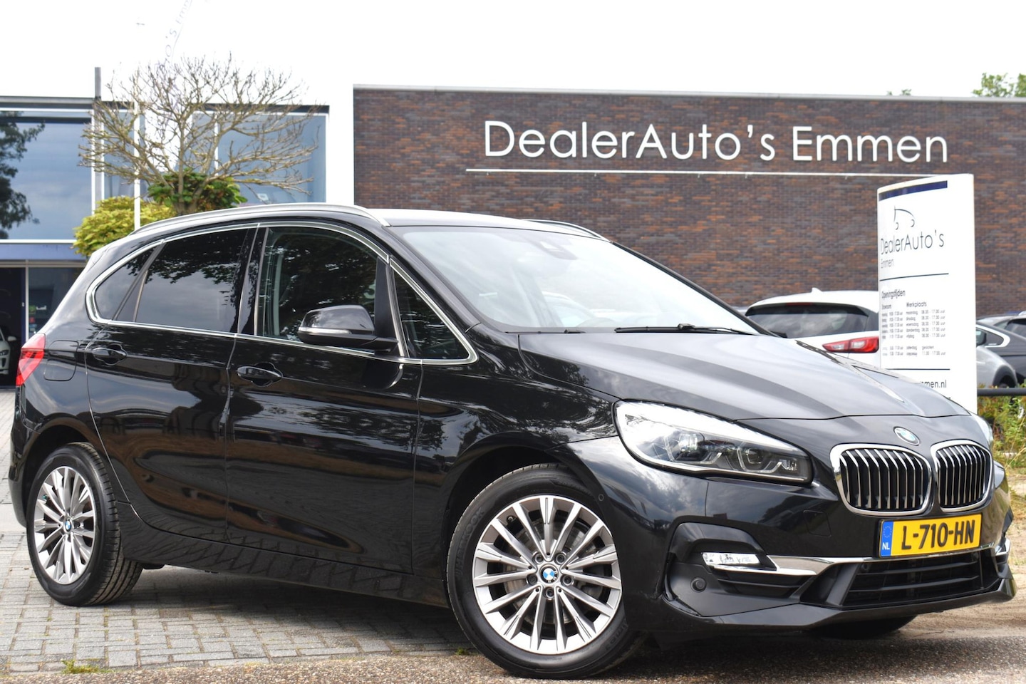 BMW 2-serie Active Tourer - 220i Business Edition Plus 220i Business Edition Plus - AutoWereld.nl