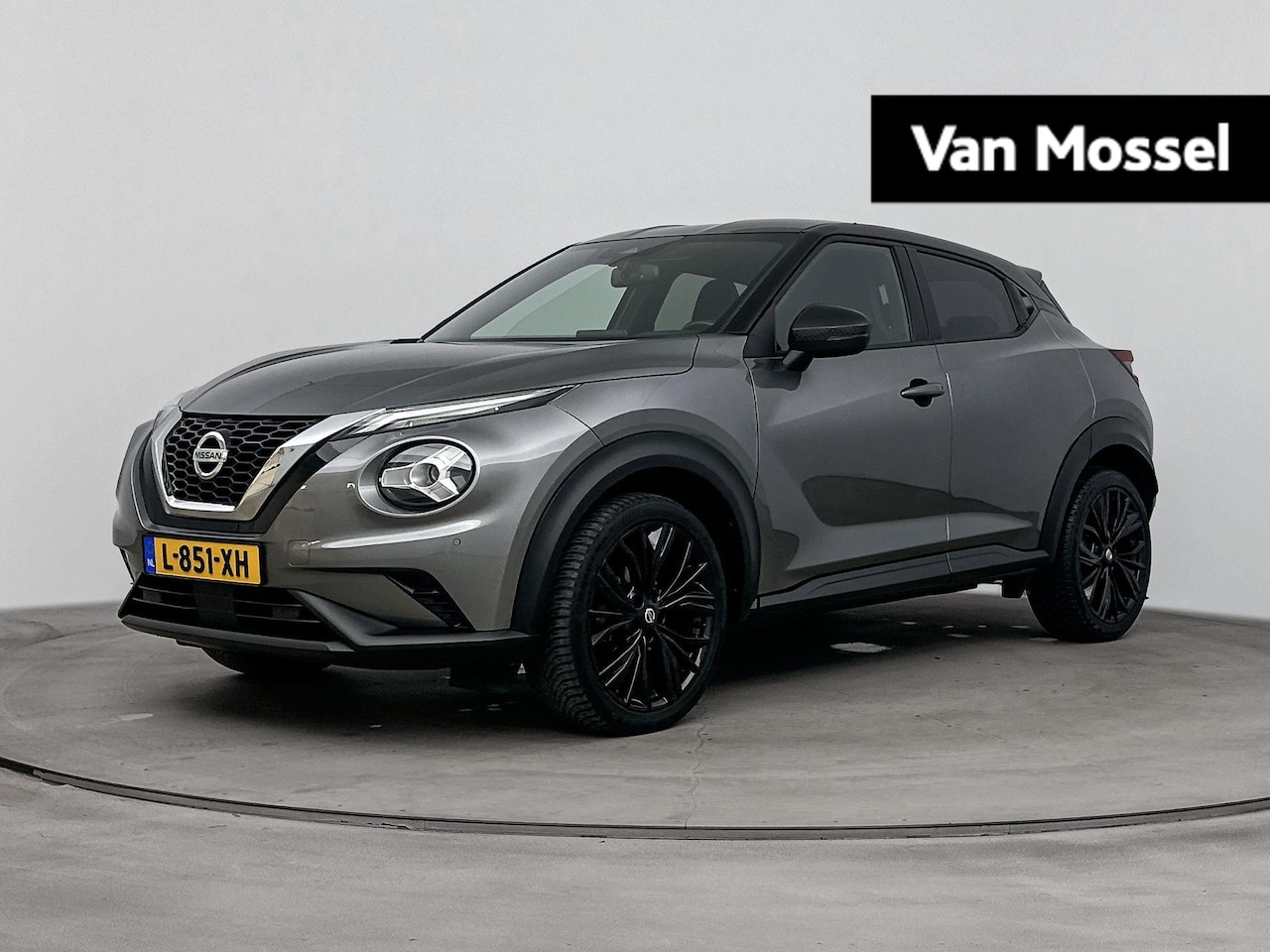 Nissan Juke - 1.0 DIG-T Enigma 114PK | Navigatie via Telefoon | Climate Control | Achteruitrijcamera | 1 - AutoWereld.nl