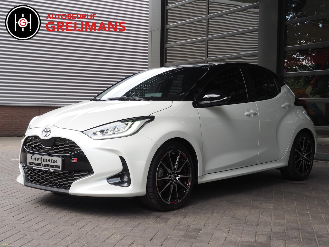 Toyota Yaris - 1.5 Hybrid 130 GR SPORT - AutoWereld.nl