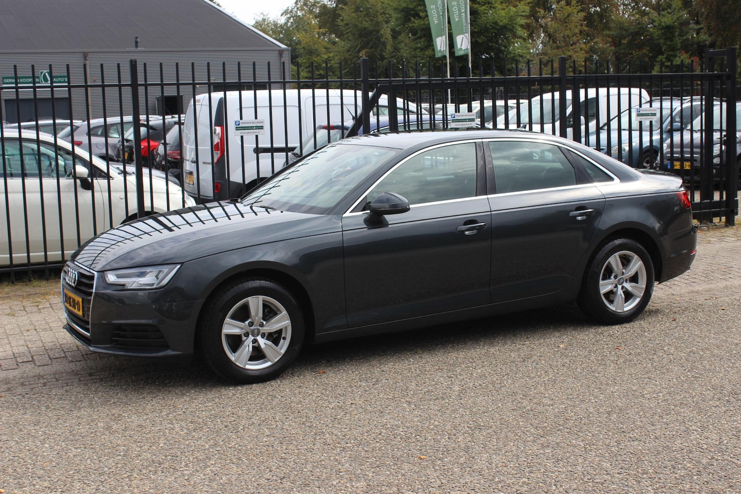 Audi A4 Limousine - 1.4 TFSI Automaat Pro Line - AutoWereld.nl