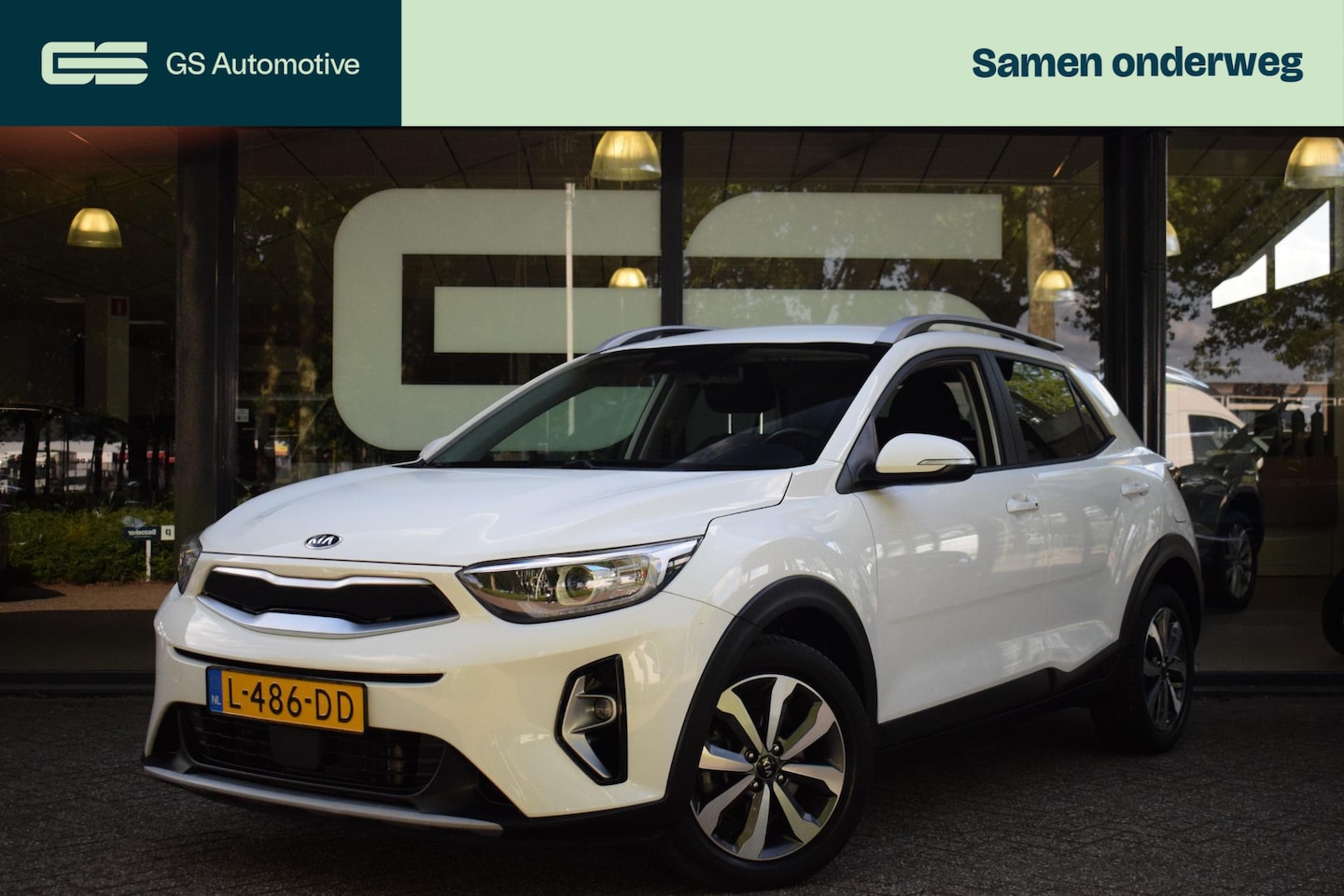 Kia Stonic - 1.0 T-GDi MHEV DynamicPlusLine|CAMERA|NAVI|CARPLAY - AutoWereld.nl