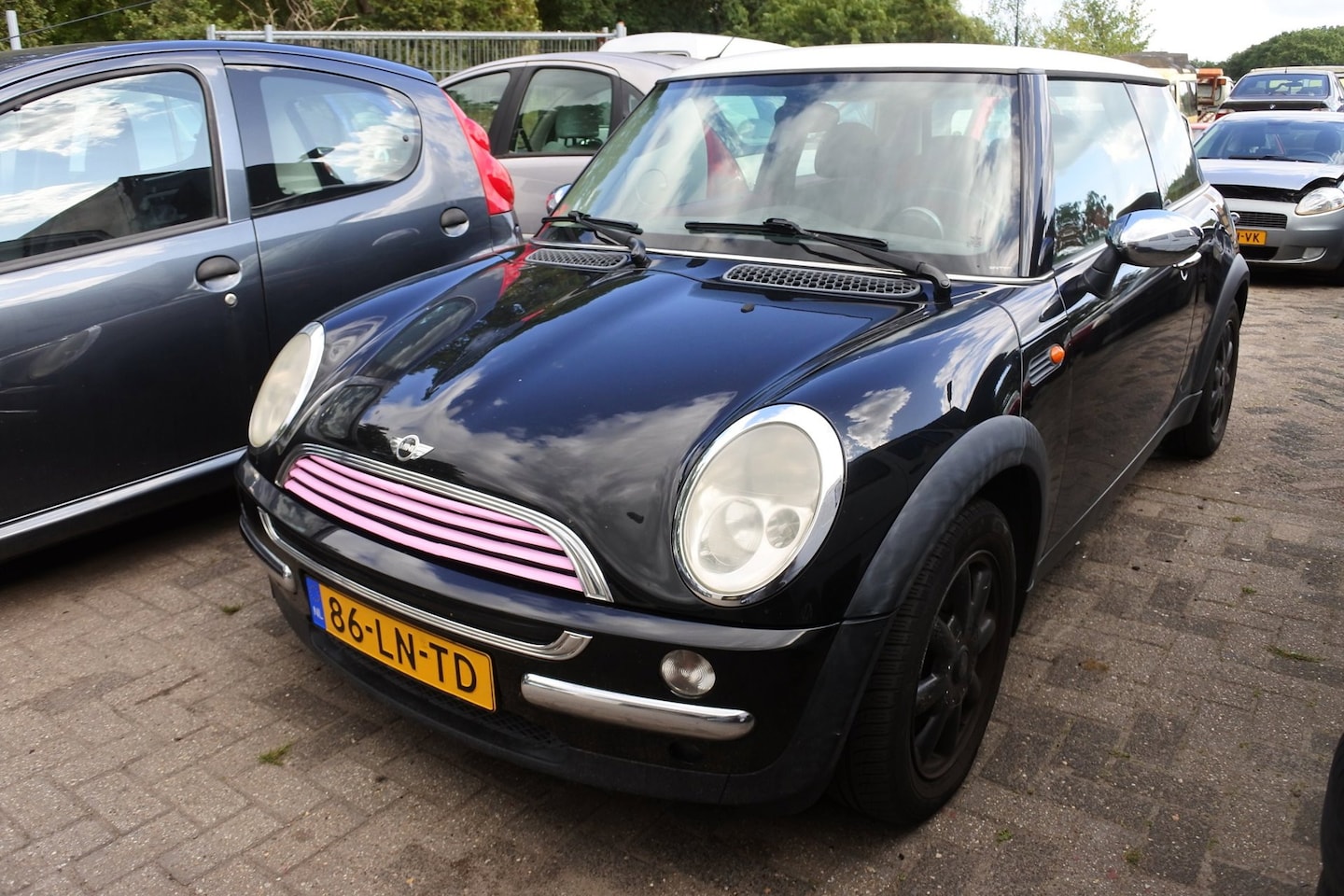 MINI 3-Deurs - 1.6 One Salt koppeling aa vervanging toe nog rijbaar airco apk - AutoWereld.nl