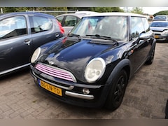 MINI 3-Deurs - 1.6 One Salt koppeling aan vervanging toe nog rijbaar airco apk