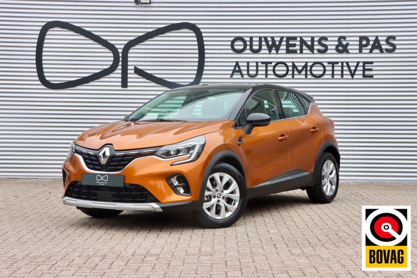 Renault Captur - 1.6 E-Tech Plug-in Hybrid 160 | CARPLAY | CAMERA | TREKHAAK | STOELVERW. - AutoWereld.nl