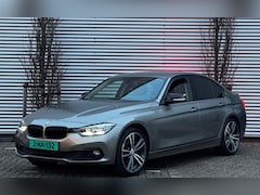 BMW 3-serie - 318i Luxury Line Leder / 19"LMV / GARANTIE