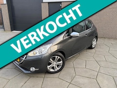 Peugeot 208 - 1.4 VTi Allure| 3 Drs |Airco | verstralers |Chrome pakket |AUX| Full-Map Navi | leder