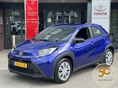 Toyota Aygo X - PLAY 5-DEURS AIRCO CAMERA AD-CRUISE APPLE/ANDROID NL-AUTO