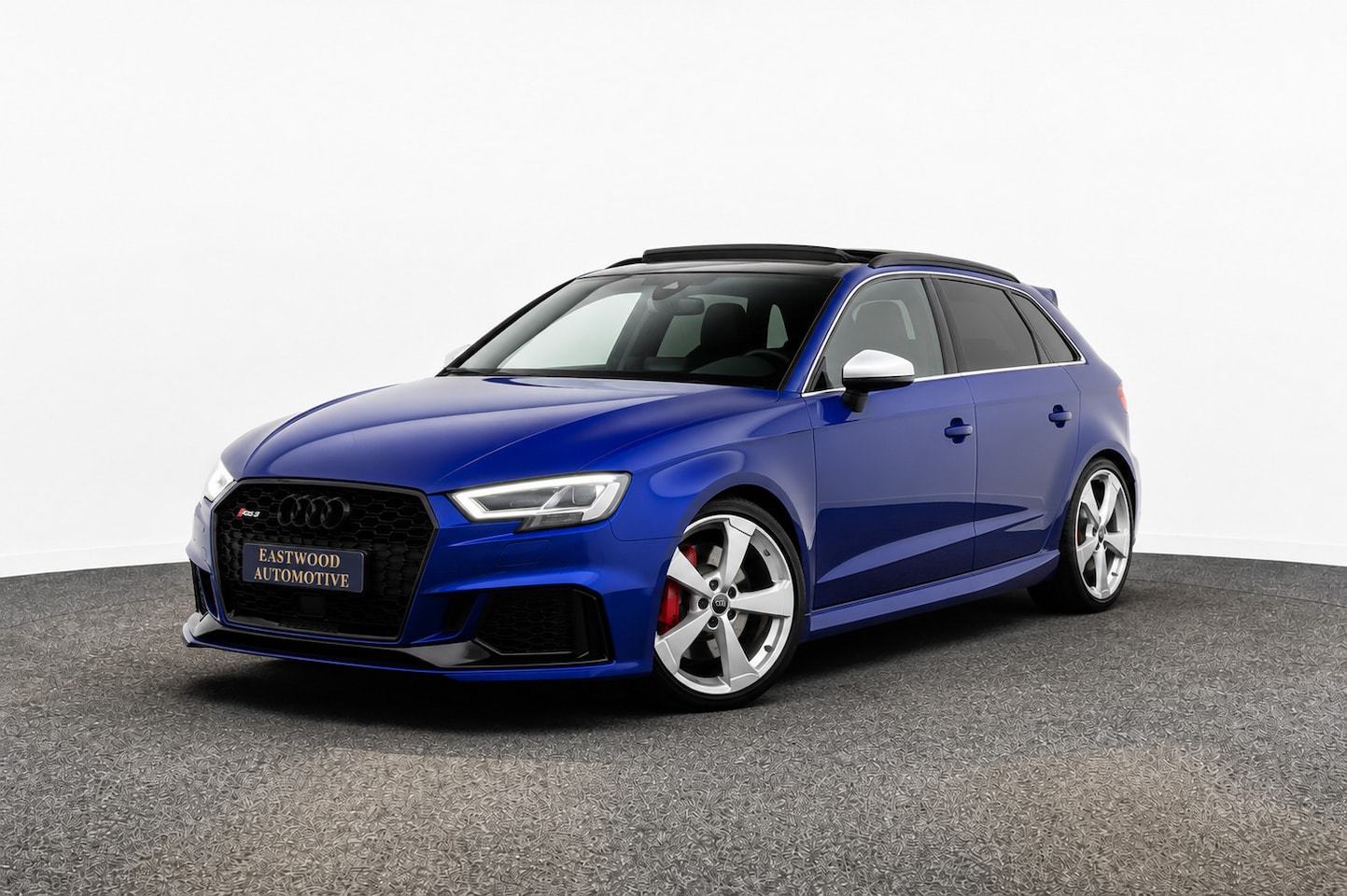 Audi RS3 - Sportback Audi Individual | Schaalstoelen | Dealer OH - AutoWereld.nl