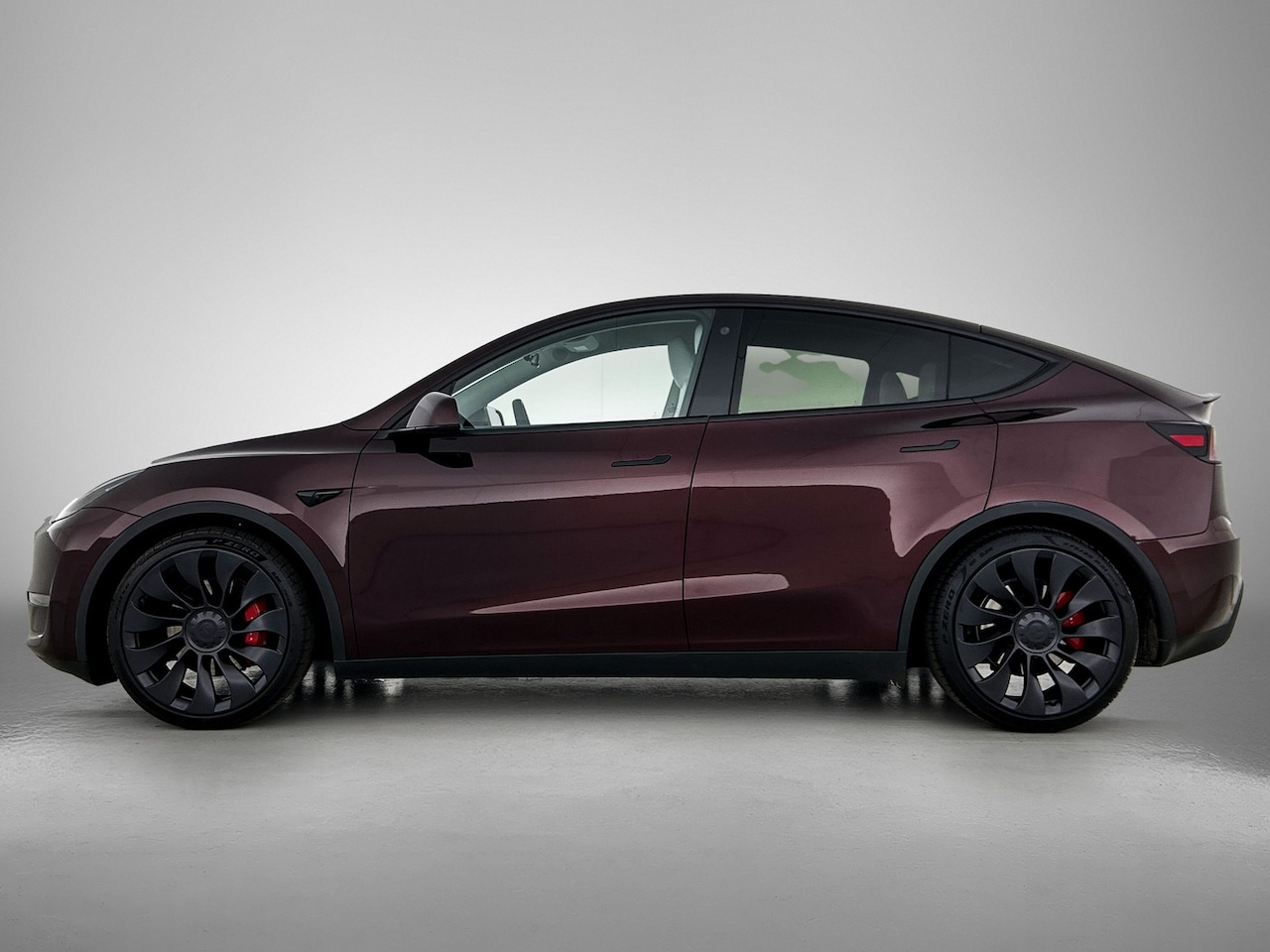 Tesla Model Y - Performance AWD 75 kWh | Wit leder | Trekhaak | - AutoWereld.nl