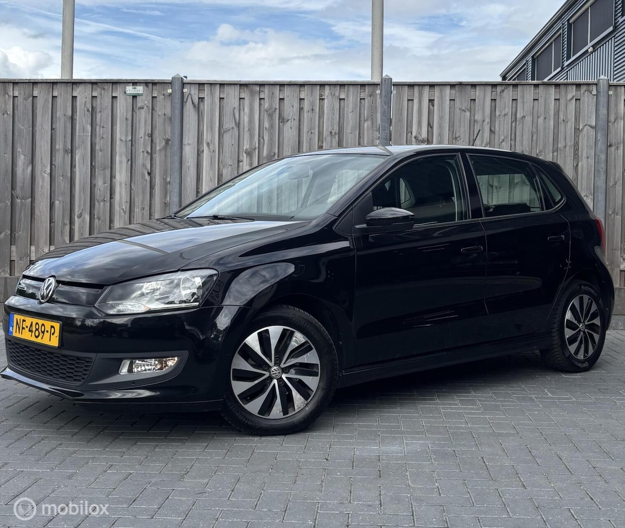 Volkswagen Polo - 1.0 BlueMotion Edition/CRUISE/BLUETOOTH/NAP/ - AutoWereld.nl