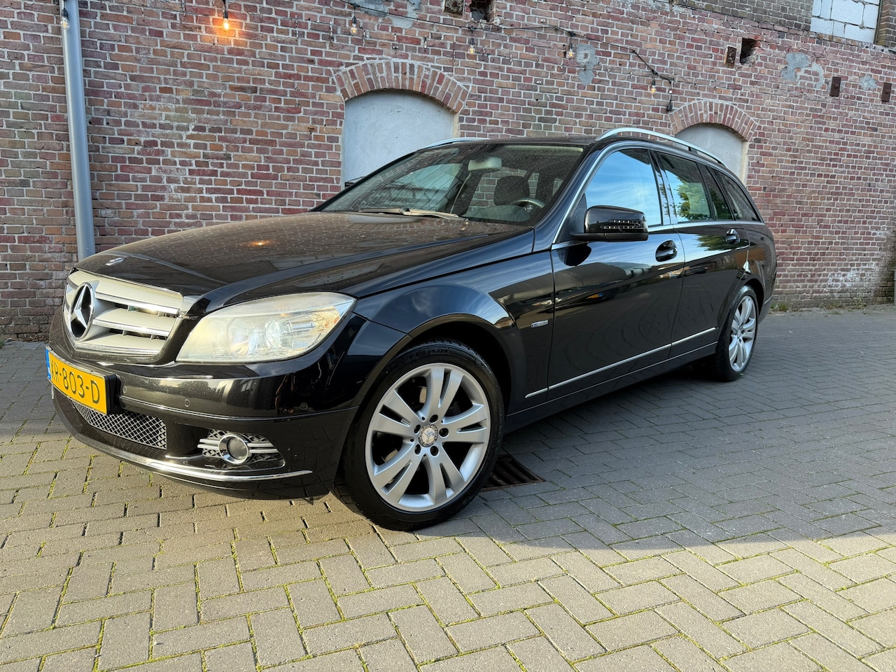 Mercedes-Benz C-klasse Estate - 180 K BlueEFFICIENCY Xenon, PDC, Trekhaak - AutoWereld.nl