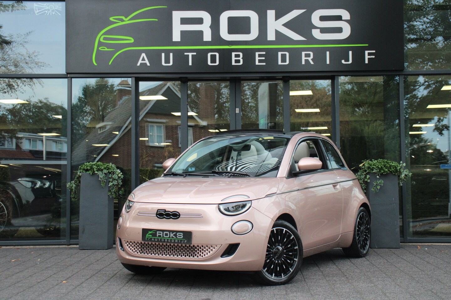 Fiat 500 C - 500e La Prima 42 kWh - AutoWereld.nl