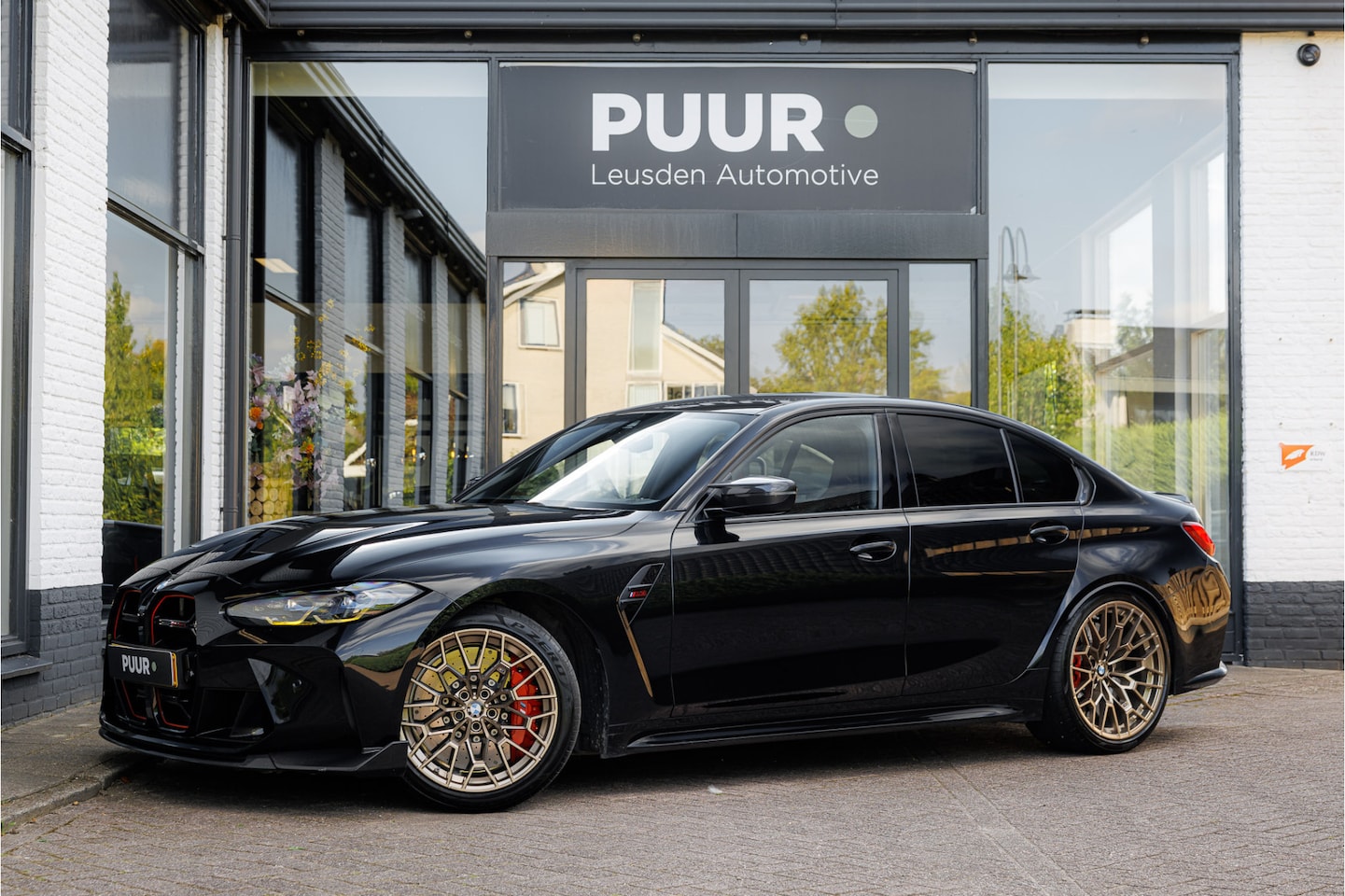 BMW M3 - CS Sedan BTW-Auto [ Carbon Stoelen ] Head Up - Harman Kardon - Carbon Pakket - AutoWereld.nl