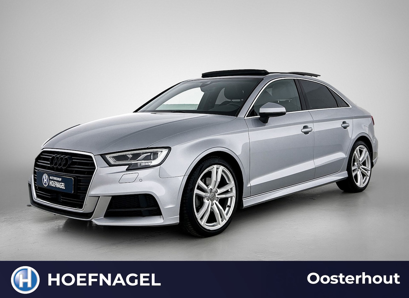 Audi A3 Limousine - 35 TFSI S-Line Automaat | Adaptive Cruise | Parkeersensoren | Panoramadak - AutoWereld.nl