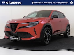 Alfa Romeo Junior - 1.2 Turbo Hybrid Ibrida Speciale | Elek. Achterklep | Navigatie | Keyless | Vooruit Verwar