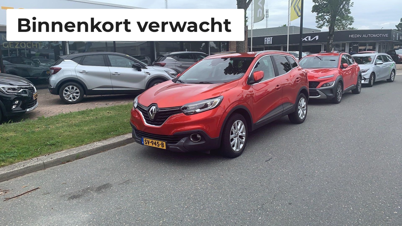 Renault Kadjar - 1.2 TCe 130PK Intens Automaat | Afneembare trekhaak | Navigatie | Camera | Climate control - AutoWereld.nl