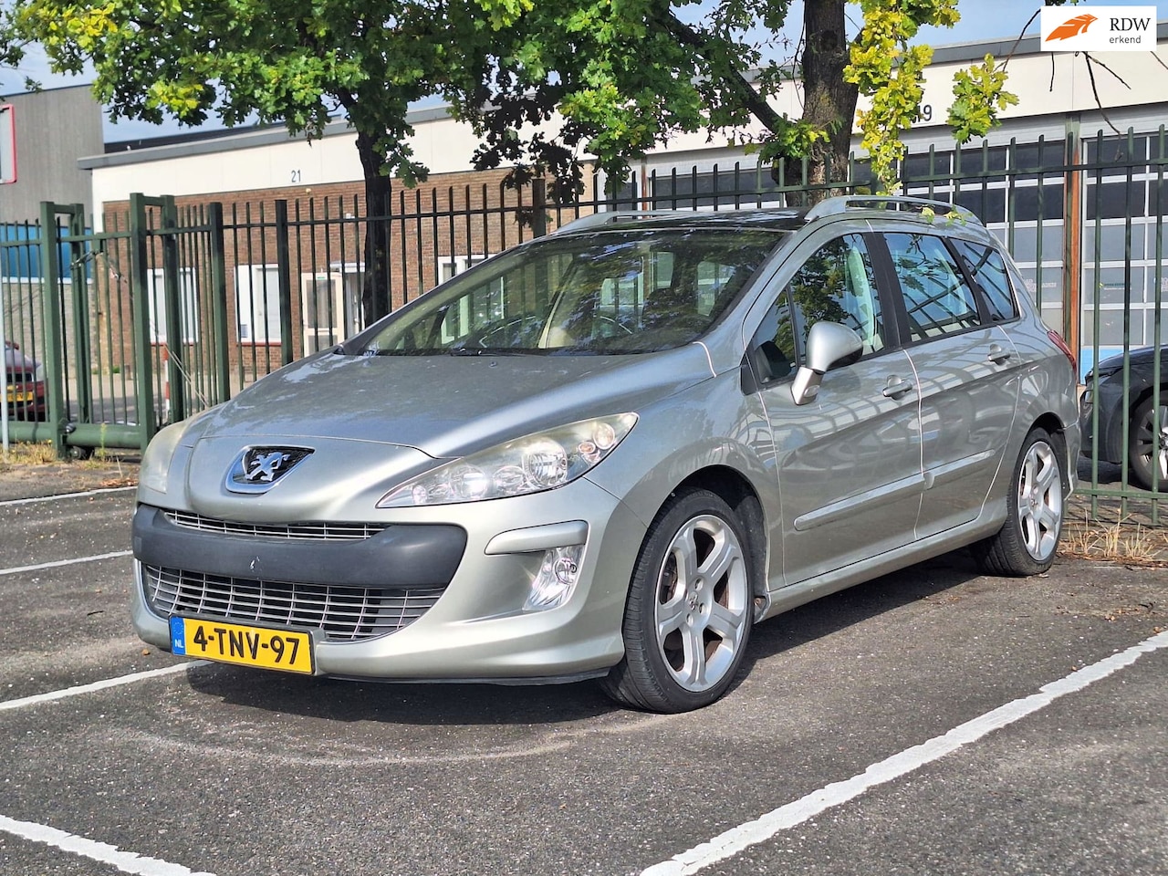 Peugeot 308 SW - €999,-1.6 VTi X-Line - AutoWereld.nl