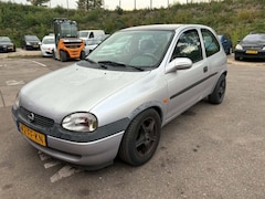 Opel Corsa - 1.2i-16V Onyx
