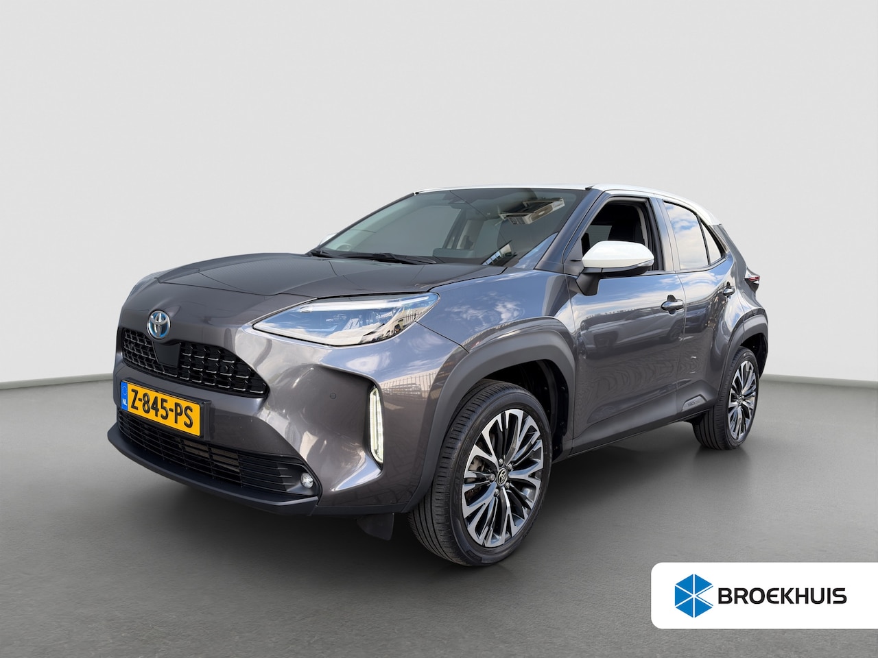 Toyota Yaris Cross - 1.5 Hybrid Executive | Dodehoek detectie | Leder | Climate controle | Cruise controle | Pr - AutoWereld.nl