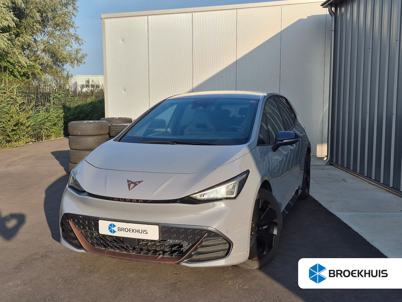 CUPRA Born - Impulse 62 kWh | Achteruitrijcamera | Adapt cruise | Stoel/stuurverw | Elekt voorstoelen | - AutoWereld.nl