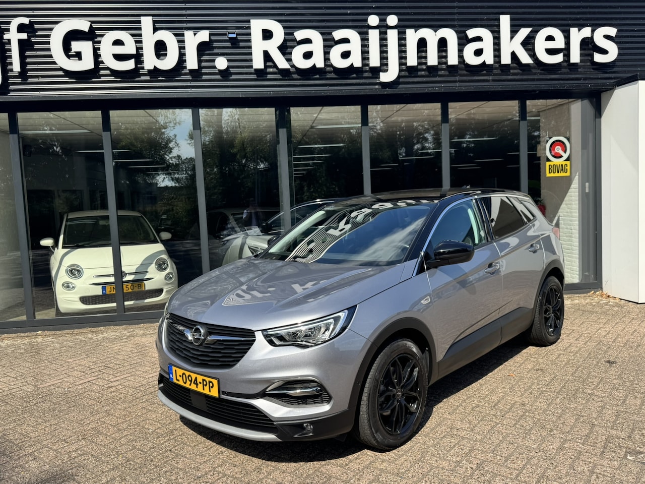 Opel Grandland X - 1.2 Turbo Business Executive*Navigatie*Winterpakket* - AutoWereld.nl