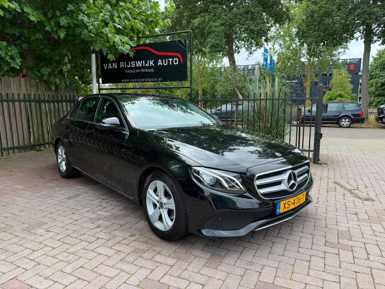 Mercedes-Benz E-klasse - 220 d Premium Xenon 10490 NETTO Camera leder - AutoWereld.nl