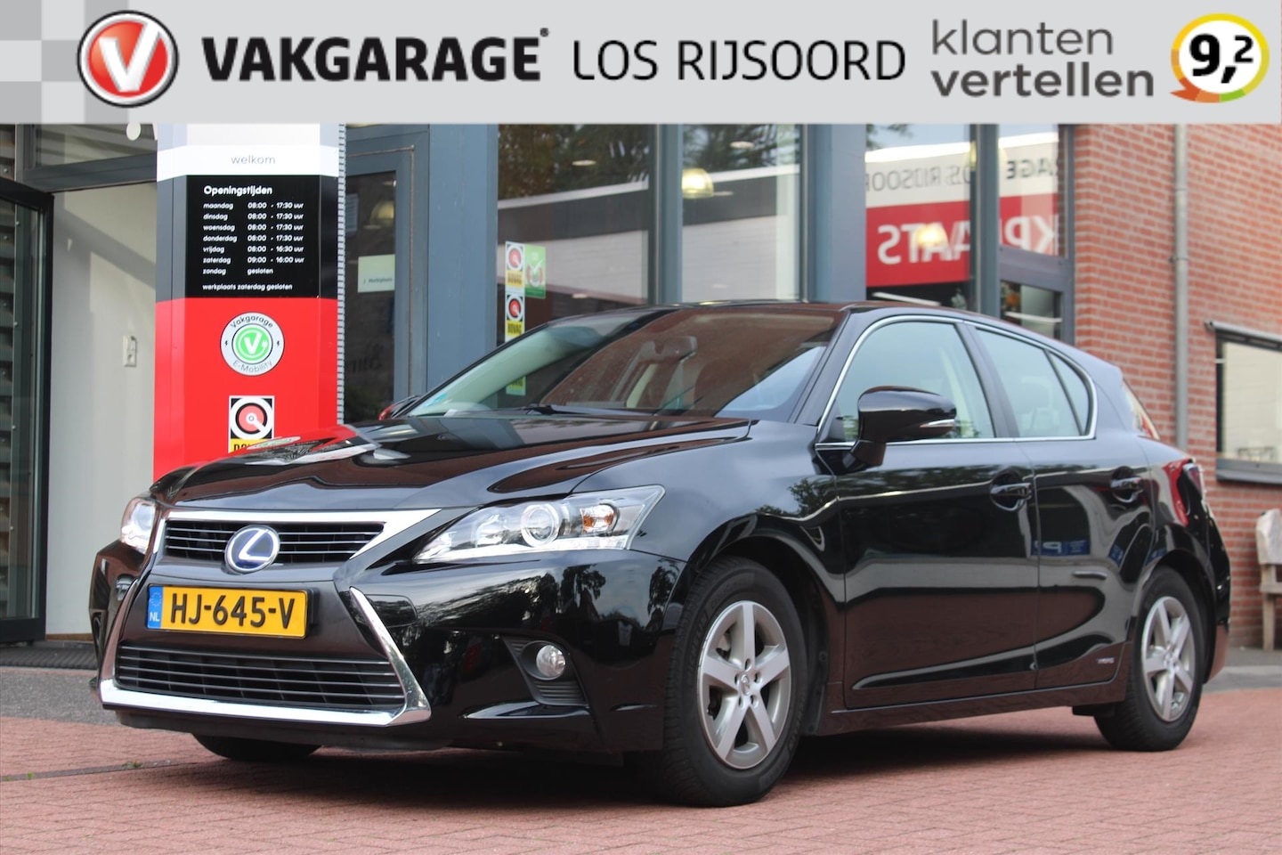 Lexus CT 200h - Hybrid Aut. *Business* | Camera | Alcantara | Cruise & Climate Control | Navigatie | Orig. - AutoWereld.nl