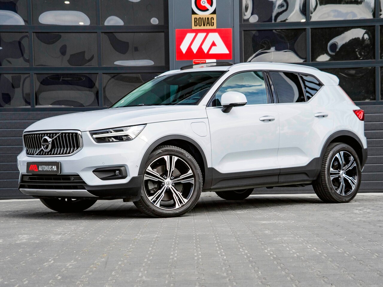 Volvo XC40 - 1.5 T5 Recharge Inscription | PANO | LEDER | HARMAN KARDON | 360 CAMERA | 19 INCH - AutoWereld.nl