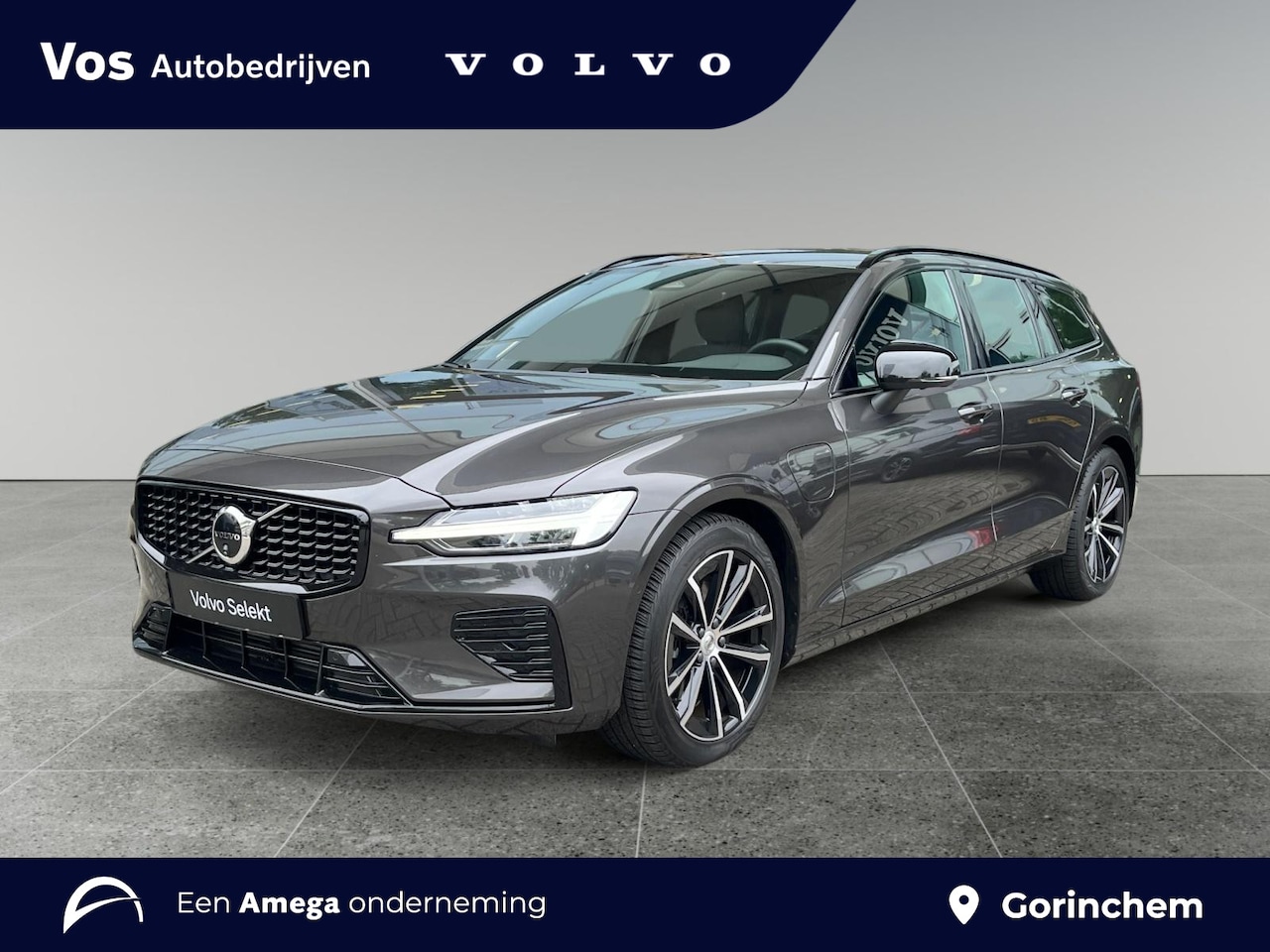 Volvo V60 - 2.0 T6 Plug-in hybrid AWD Plus Dark l Verwarmbare Voorruit l Trekhaak l 360 camera l - AutoWereld.nl