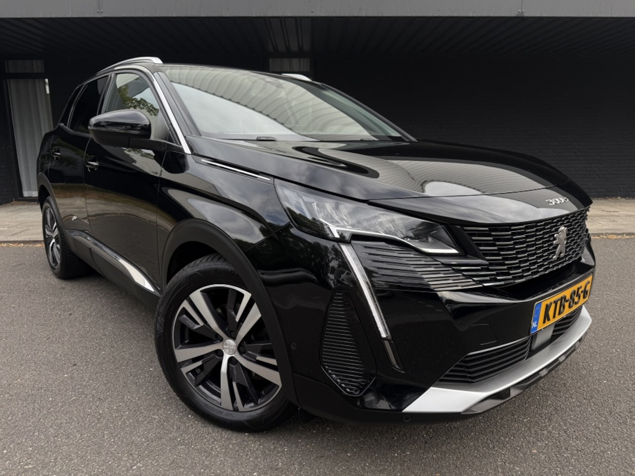 Peugeot 3008 - 1.2 PureTech Allure 1.2 PureTech Allure - AutoWereld.nl