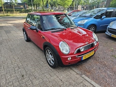 MINI 3-Deurs - 1.6 One Salt